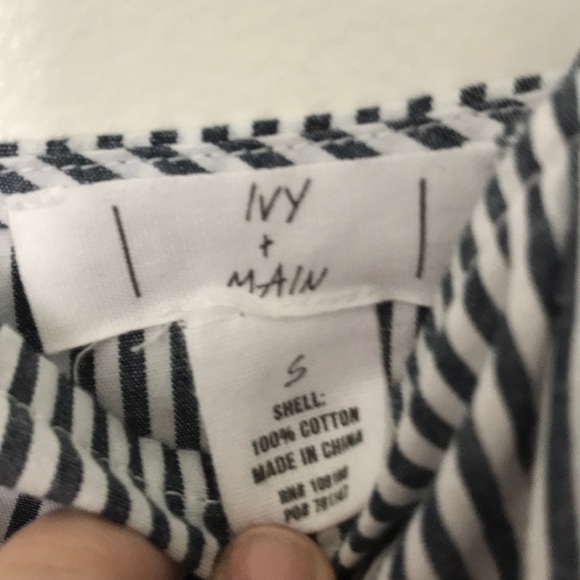 Ivy and Main Juniors Dress - Picture 3 of 3